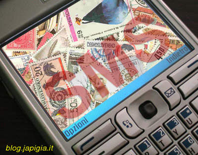 telefonino e francobolli